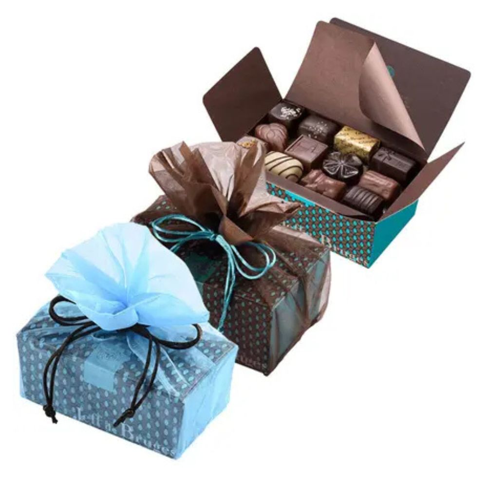 CHOCOLATE BALLOTIN AND ORGANZA POUCH