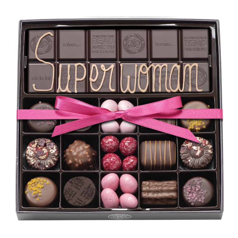 MOTHER'S DAY SPECIALTY BOX 15 CHOCOLATES + BAR